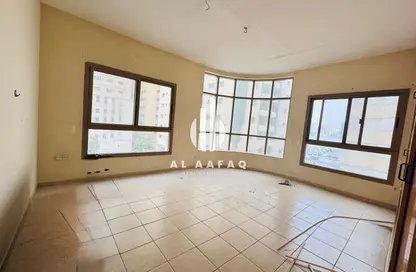 Apartment - 3 Bedrooms - 3 Bathrooms for rent in Al Majaz 3 - Al Majaz - Sharjah