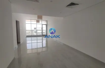 شقة - 2 غرف نوم - 2 حمامات للايجار في سينترال تاوزر - ارجان - دبي