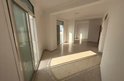 Apartment - 1 Bedroom - 1 Bathroom for rent in Ajman Corniche Residences - Ajman Corniche Road - Ajman