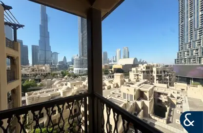 شقة - 2 غرف نوم - 3 حمامات للبيع في ينسون 5 - ينسون - المدينة القديمة - دبي