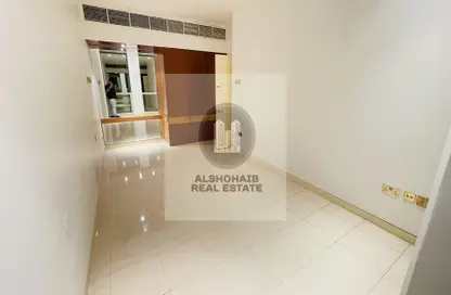 شقة - غرفة نوم - 1 حمام للايجار في شارع الكورنيش - أبوظبي