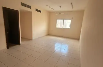 Apartment - 1 Bedroom - 2 Bathrooms for rent in Al Nabaa Building - Al Naba'ah - Al Sharq - Sharjah
