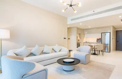 Living / Dining Room image for: Apartment - 1 Bedroom - 2 Bathrooms for sale in Marina Vista - EMAAR Beachfront - Dubai Harbour - Dubai, Image 1
