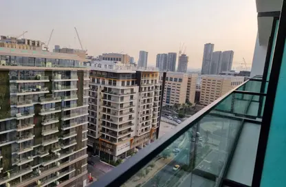 Apartment - Studio - 1 Bathroom for rent in Binghatti Azure - Jumeirah Village Circle - Dubai