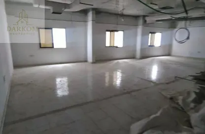 مكتب - استوديو - 1 حمام للايجار في برج الكورنيش - طريق كورنيش عجمان - عجمان مكتب - استوديو - 1 حمام للايجار في برج الكورنيش - طريق كورنيش عجمان - عجمان