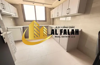 شقة - 2 غرف نوم - 3 حمامات للايجار في مبنى مويلح - مويلح - الشارقة