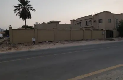 Villa - 4 Bedrooms - 3 Bathrooms for sale in Musheiref - Ajman