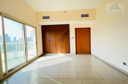 Empty Room image for: Apartment - 3 Bedrooms - 3 Bathrooms for rent in Barsha Business Square - Al Barsha 1 - Al Barsha - Dubai, Image 1
