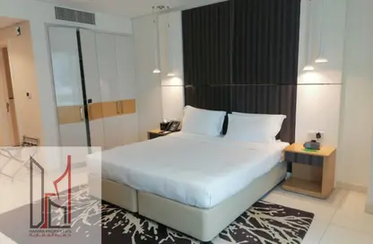 Apartment - Studio - 1 Bathroom for rent in Waters Edge - Business Bay - Dubai