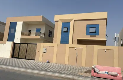 فيلا - 5 غرف نوم - 5 حمامات للبيع في ضاحية السلامة - أم القيوين