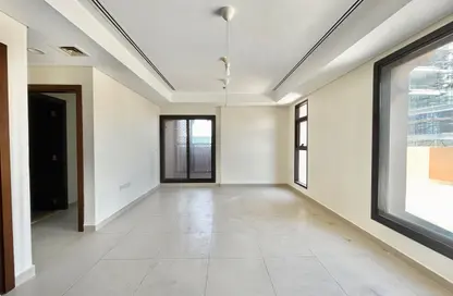 Apartment - 1 Bedroom - 2 Bathrooms for rent in Al Nokhadha Building - Al Jaddaf - Dubai Apartment - 1 Bedroom - 2 Bathrooms for rent in Al Nokhadha Building - Al Jaddaf - Dubai