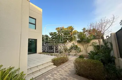 تاون هاوس - 3 غرف نوم - 4 حمامات للبيع في مدينة الشارقة المستدامة - الشارقة