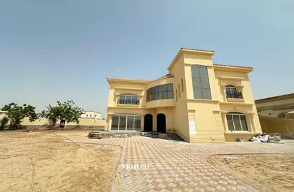 Villa - 5 Bedrooms for rent in Al Warqa'a 4 - Al Warqa'a - Dubai