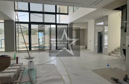 Villa - 5 Bedrooms - 7 Bathrooms for rent in Al Barsha South 2 - Al Barsha South - Al Barsha - Dubai