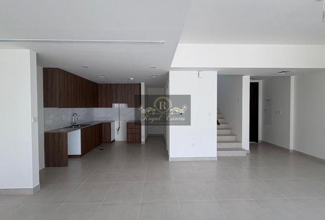 15704113 - صورة العقار 3