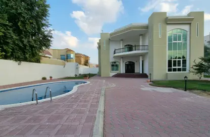 Villa - 5 Bedrooms - 7 Bathrooms for rent in Al Barsha South 1 - Al Barsha South - Al Barsha - Dubai