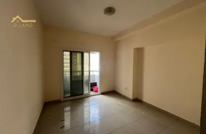 شقة - غرفة نوم - 1 حمام للايجار في شارع التعاون الجديد - التعاون - الشارقة