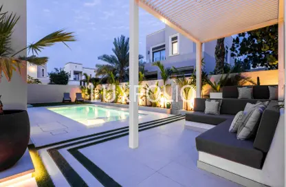 Villa - 3 Bedrooms - 4 Bathrooms for sale in Azalea - Arabian Ranches 2 - Dubai