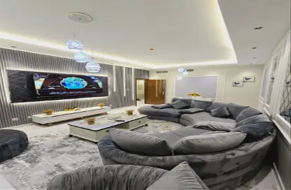 Apartment - 3 Bedrooms - 4 Bathrooms for rent in Oasis Tower - Al Rashidiya 1 - Al Rashidiya - Ajman