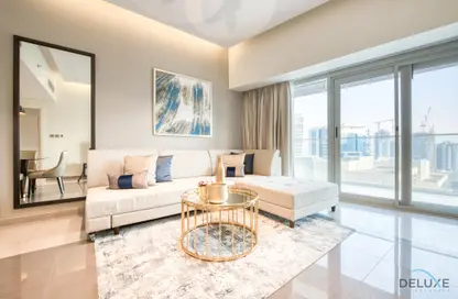 Living Room image for: Apartment - 2 Bedrooms - 2 Bathrooms for rent in DAMAC Majestine - Business Bay - Dubai, Image 1