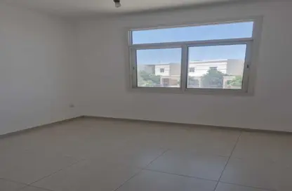 Townhouse - 2 Bedrooms - 3 Bathrooms for sale in Waterfall District - Al Ghadeer - Abu Dhabi
