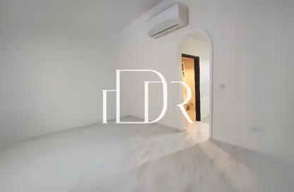 Apartment - Studio - 1 Bathroom for rent in Khalifa City A Villas - Khalifa City A - Khalifa City - Abu Dhabi