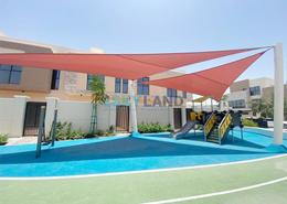 Villa - 3 bedrooms - 4 bathrooms for rent in Aldhay at Bloom Gardens - Bloom Gardens - Al Salam Street - Abu Dhabi