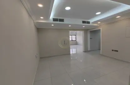 Apartment - 3 Bedrooms - 3 Bathrooms for rent in Hai Al Salama - Central District - Al Ain