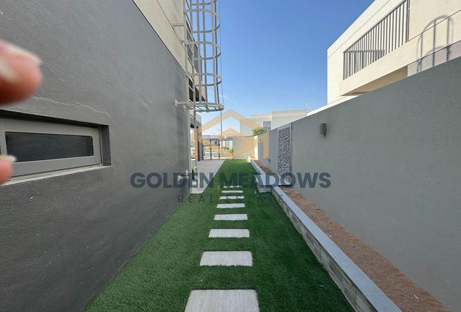 15687334 - صورة العقار 2