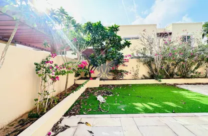 Garden image for: Villa - 3 Bedrooms - 4 Bathrooms for rent in Al Raha Gardens - Abu Dhabi, Image 1