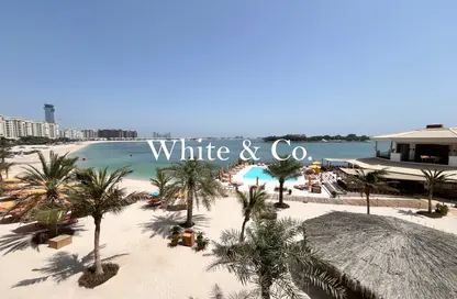 شقة - غرفة نوم - 2 حمامات للايجار في أزور ريزيدنس - نخلة جميرا - دبي