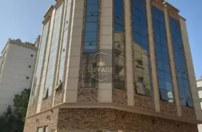 عمارة بالكامل - 2 غرف نوم - 2 حمامات للبيع في بناء النباعة - النبعة - الشرق - الشارقة