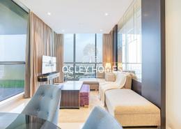 صورةغرفة المعيشة لـ: شقة - 3 غرف نوم - 4 حمامات للكراء في برج أبر كريست - دبي وسط المدينة - دبي, صورة 1