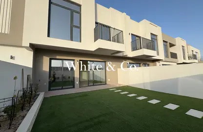 Villa - 3 Bedrooms - 4 Bathrooms for rent in Greenviews 2 - EMAAR South - Dubai South (Dubai World Central) - Dubai