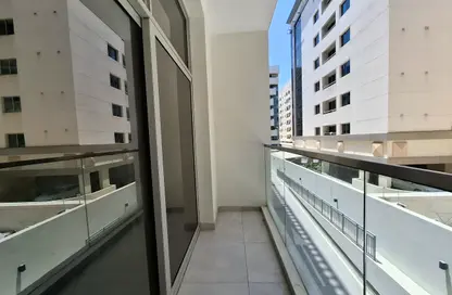 شقة - 2 غرف نوم - 2 حمامات للايجار في مبنى منخول - منخول - بر دبي - دبي