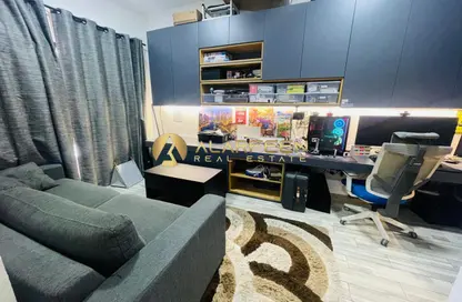 تاون هاوس - 3 غرف نوم - 5 حمامات للبيع في تيوليب بارك - منطقة 15 - قرية جميرا الدائرية - دبي