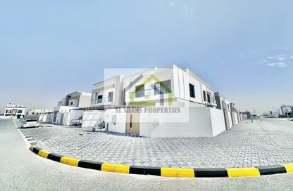 Villa - 4 Bedrooms for rent in Hoshi - Al Badie - Sharjah