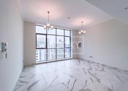 Side View | Spacious 1 Bedroom | Art 18