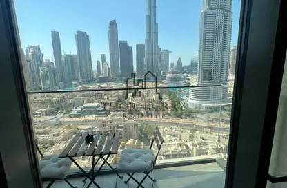 Apartment - 2 Bedrooms - 2 Bathrooms for rent in Burj Royale - Downtown Dubai - Dubai