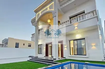 Villa - 5 Bedrooms - 6 Bathrooms for sale in Corniche Ajman - Ajman