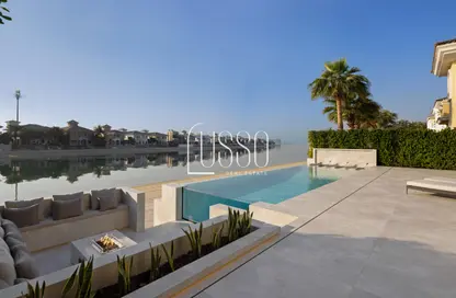 Villa - 5 Bedrooms - 6 Bathrooms for sale in Garden Homes Frond L - Garden Homes - Palm Jumeirah - Dubai