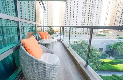 Apartment - 2 Bedrooms - 2 Bathrooms for sale in Marina Quays East - Marina Quays - Dubai Marina - Dubai