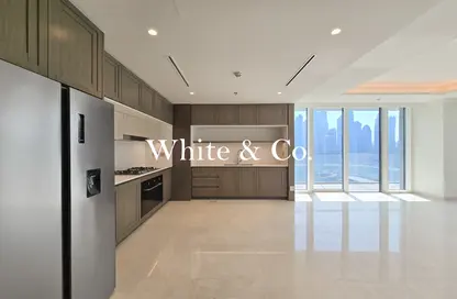 Apartment - 3 Bedrooms - 4 Bathrooms for rent in Palace Beach Residence Tower 1 - Palace Beach Residence - EMAAR Beachfront - Dubai Harbour - Dubai