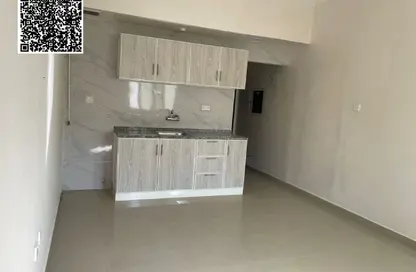 شقة - 1 حمام للايجار في تجارية مويلح - الشارقة