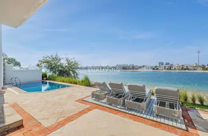 Villa - 5 Bedrooms - 6 Bathrooms for rent in Garden Homes Frond L - Garden Homes - Palm Jumeirah - Dubai
