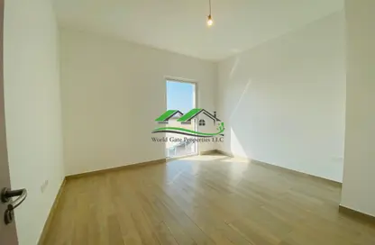 Apartment - 2 Bedrooms - 2 Bathrooms for rent in Waters Edge - Yas Island - Abu Dhabi