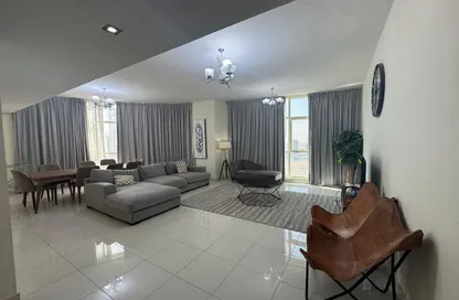 Apartment - 3 Bedrooms - 4 Bathrooms for rent in Al Khan Lagoon - Al Khan - Sharjah
