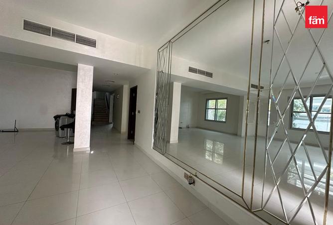 14052428 - Property Image 3