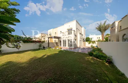 فيلا - 2 غرف نوم - 3 حمامات للايجار في الينابيع 3 - الينابيع - دبي