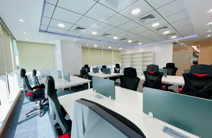 Office Space - Studio - 4 Bathrooms for rent in Hamdan Street - Abu Dhabi